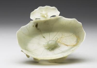 图片[2]-Jade water holder in the shape of a lotus leaf with turtle decoration, Song to Yuan dynasty (960-1368)-China Archive